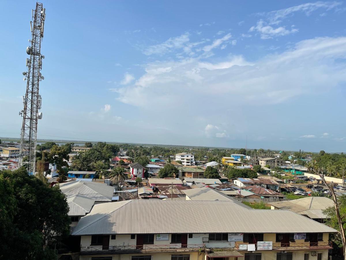 Boulevard Palace Hotel Monrovia Exterior photo